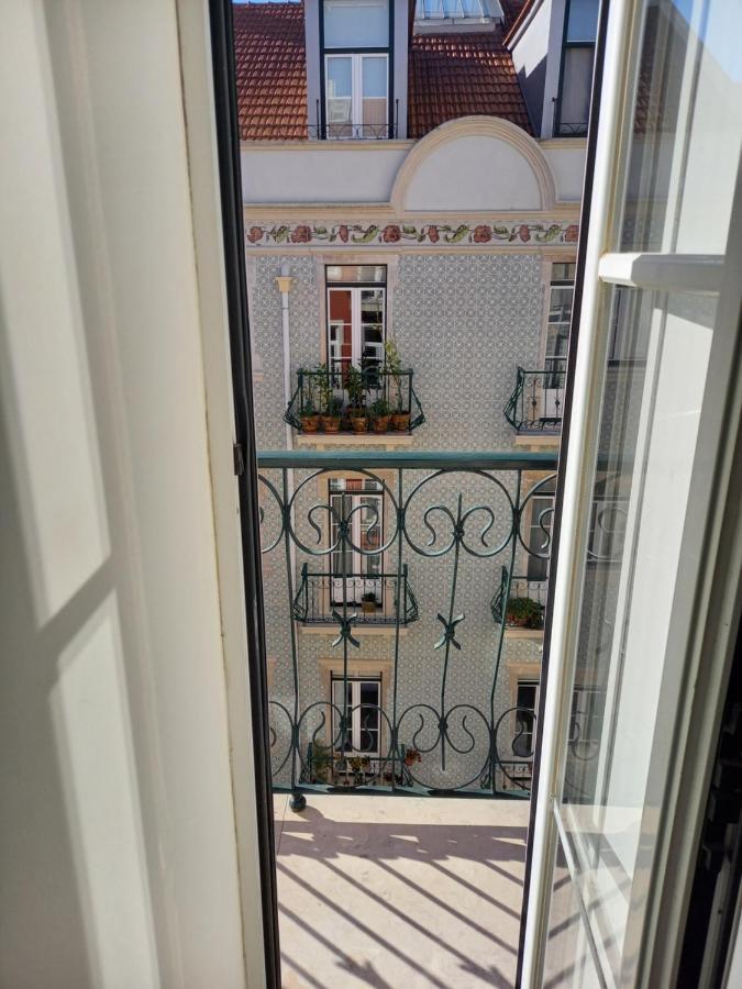 Charme Et Confort Au Coeur De Graca Lisbon Bagian luar foto