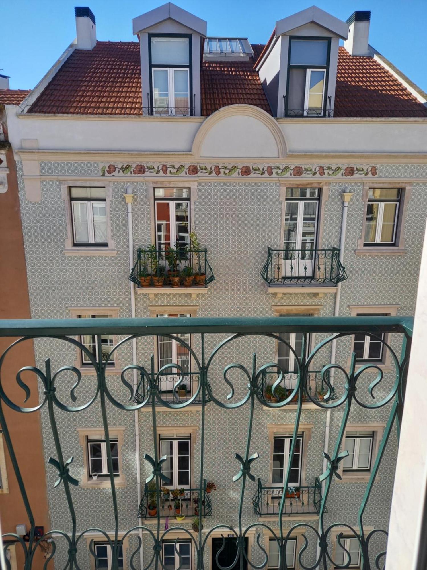 Charme Et Confort Au Coeur De Graca Lisbon Bagian luar foto